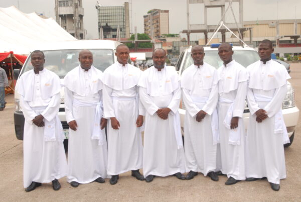 Pall Bearers - Image 8