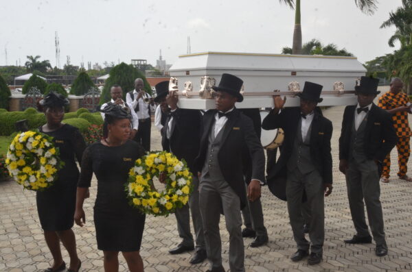 Pall Bearers - Image 12