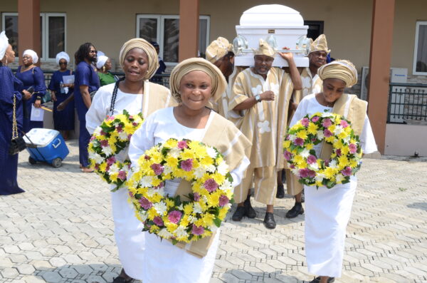 Pall Bearers - Image 17