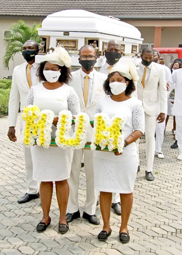 Pall Bearers - Image 29