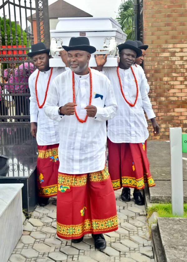 Pall Bearers - Image 38