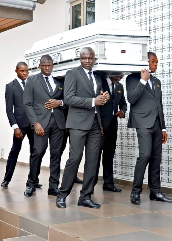 Pall Bearers - Image 39