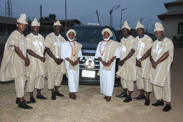 Pall Bearers - Image 25